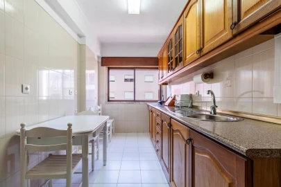 Apartamento T1 para Venda em Agualva e Mira-Sintra