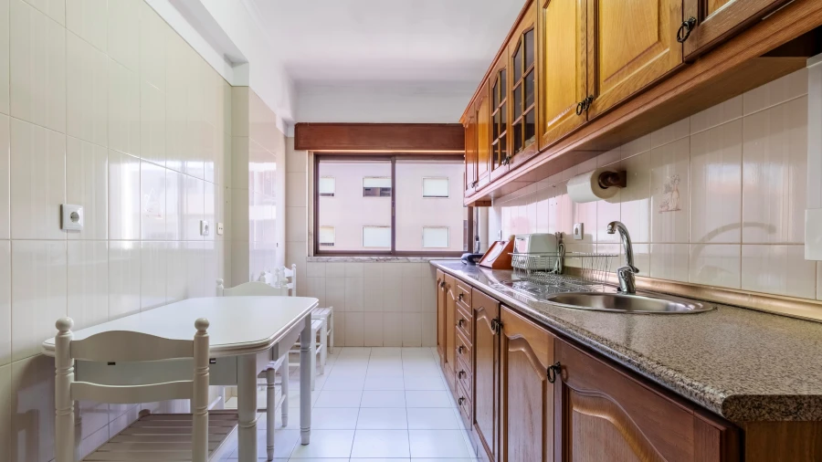 Apartamento T1 para Venda em Agualva e Mira-Sintra