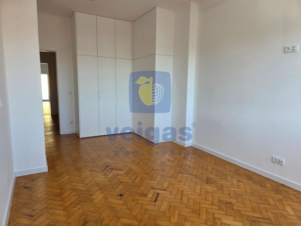 Apartamento T3 para Venda em São Vicente Foto 24