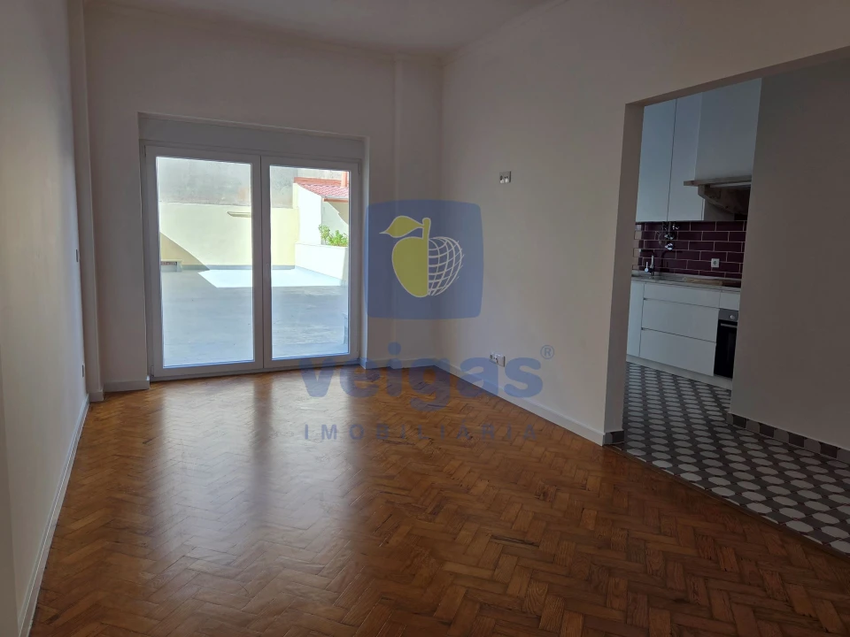 Apartamento T3 para Venda em São Vicente Foto 4