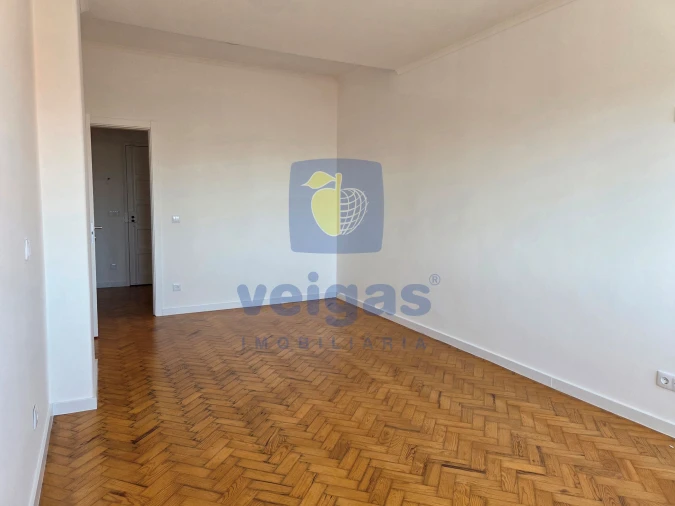 Apartamento T3 para Venda em São Vicente Foto 16