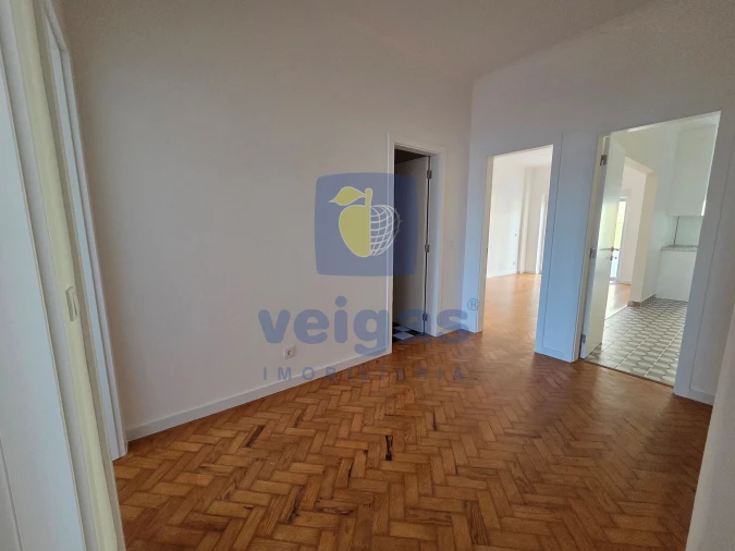 Apartamento T3 para Venda em São Vicente Foto 13