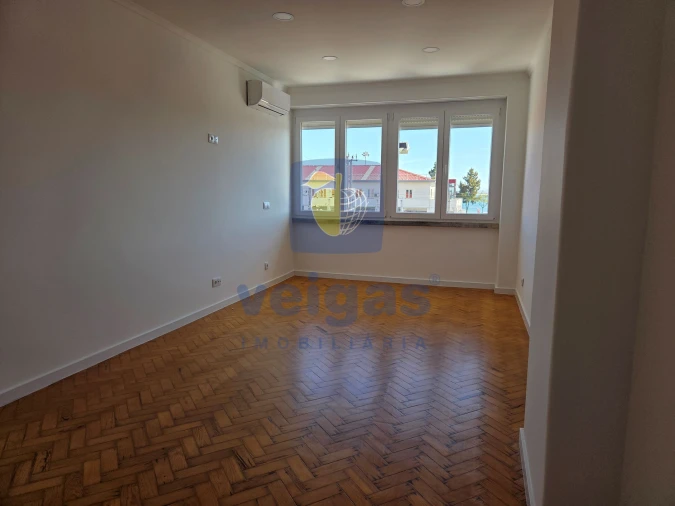 Apartamento T3 para Venda em São Vicente Foto 15