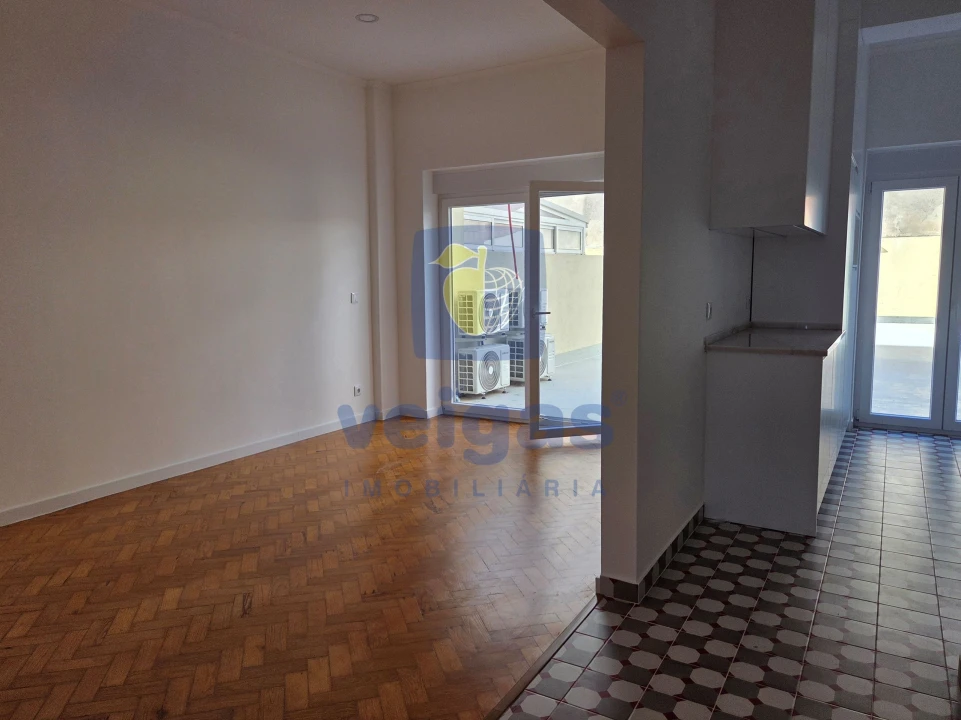 Apartamento T3 para Venda em São Vicente Foto 7