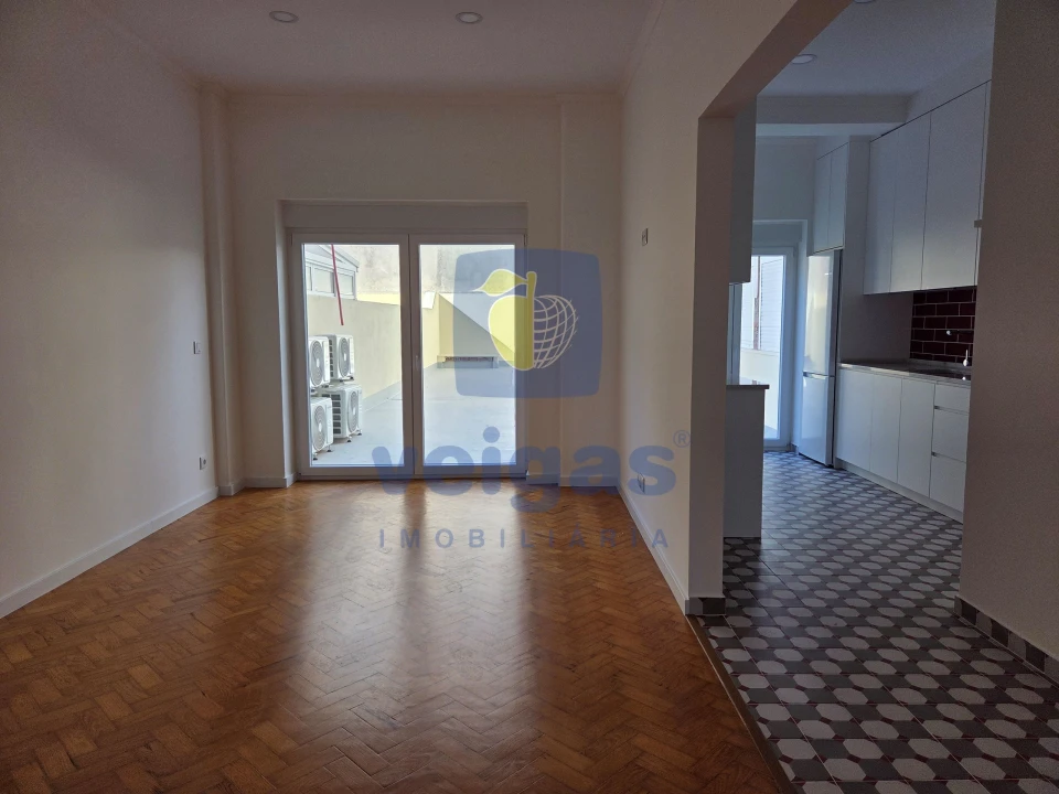 Apartamento T3 para Venda em São Vicente Foto 8