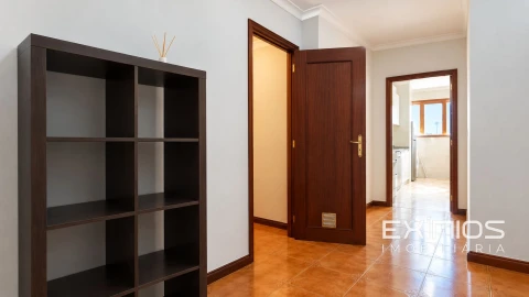 Apartamento T1 para Venda em Póvoa de Varzim, Beiriz e Argivai