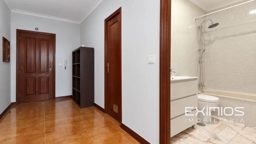 Apartamento T1 para Venda em Póvoa de Varzim, Beiriz e Argivai Foto 8