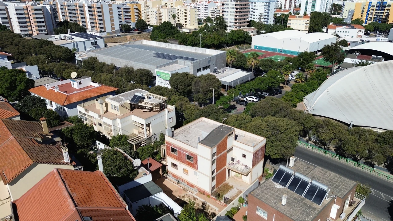 Moradia T11 para Venda em Portimão Foto 21