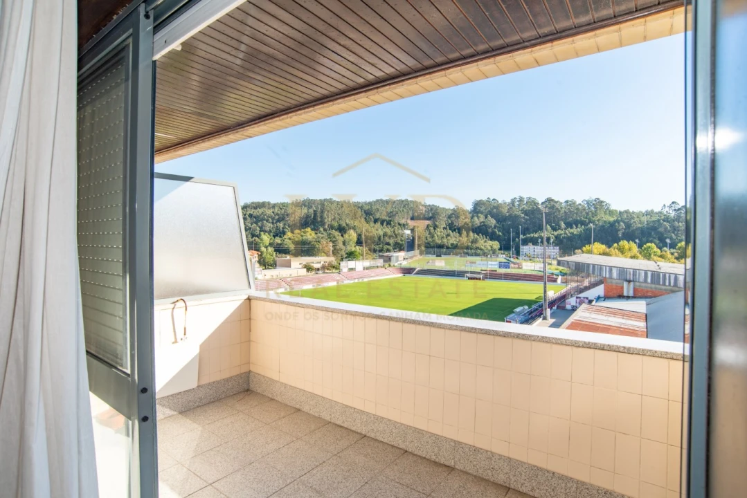 Apartamento T3 para Venda em Santa Maria de Lamas Foto 18