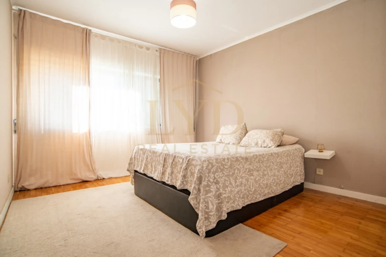 Apartamento T3 para Venda em Santa Maria de Lamas Foto 12