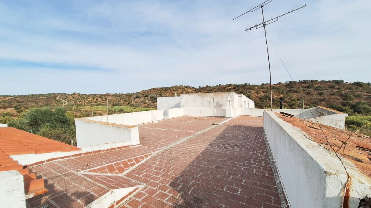 Moradia T4 para Venda em Azinhal Foto 34
