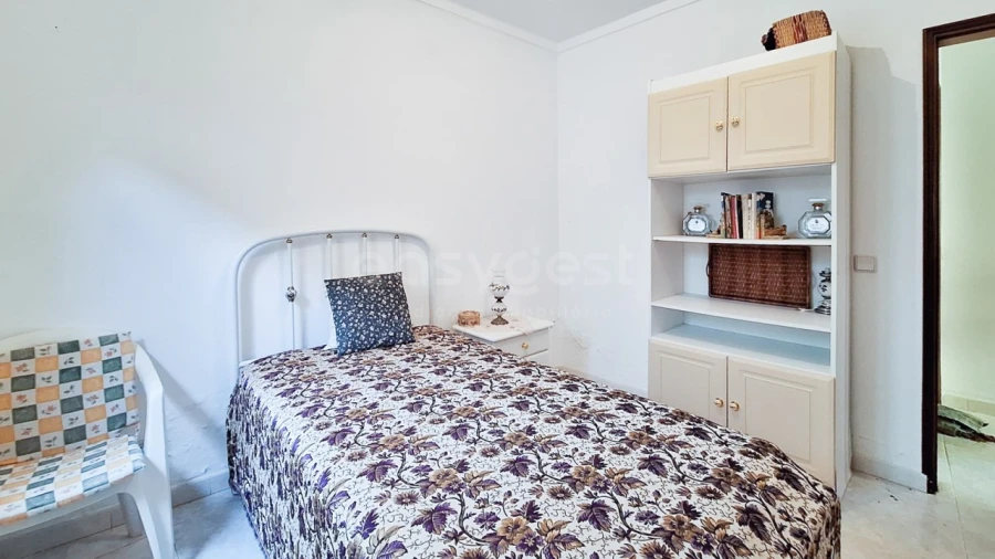 Moradia T4 para Venda em Azinhal Foto 25