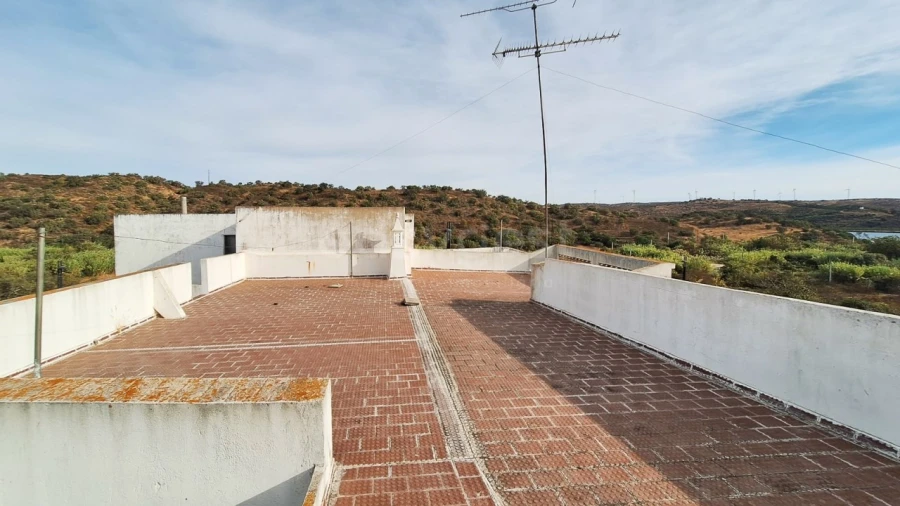 Moradia T4 para Venda em Azinhal Foto 33