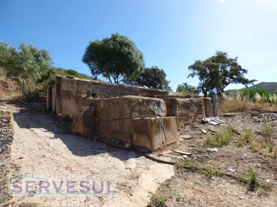 Quinta T6 para Venda em Alferce Foto 17