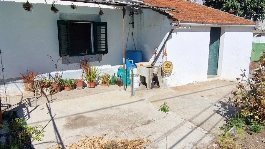 Moradia T1 para Venda em Bucelas