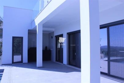 Moradia T5 para Venda em São Brás de Alportel