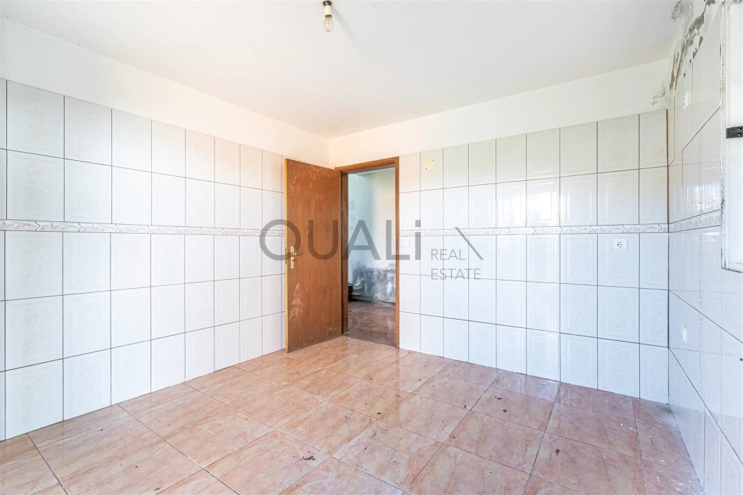 Moradia T2 para Venda em Ribeira Brava Foto 6