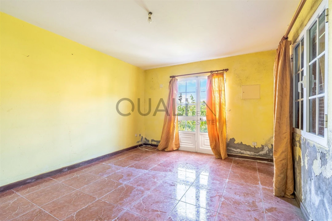 Moradia T2 para Venda em Ribeira Brava Foto 3