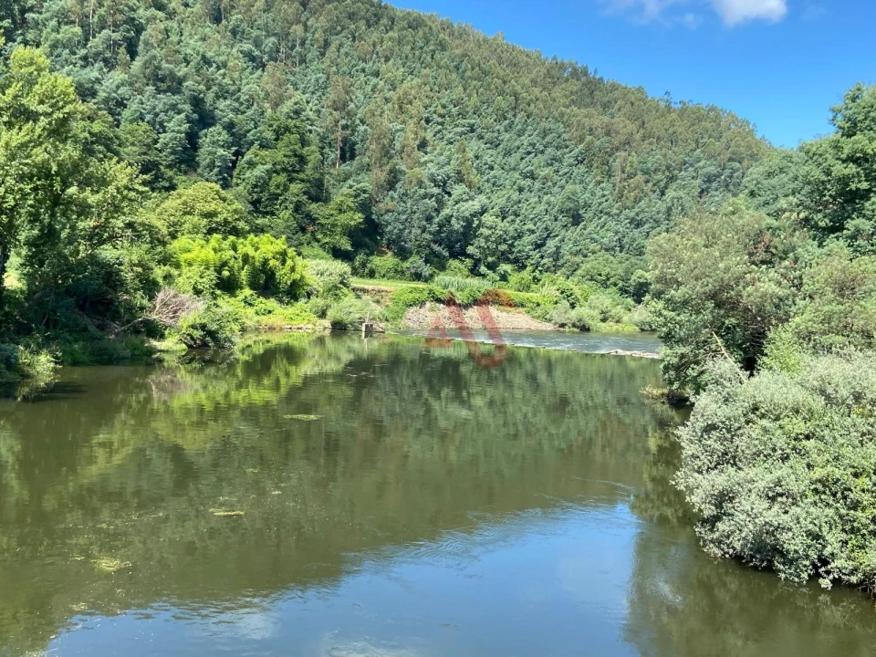 Moradia T2 para Venda em Lorvão Foto 6