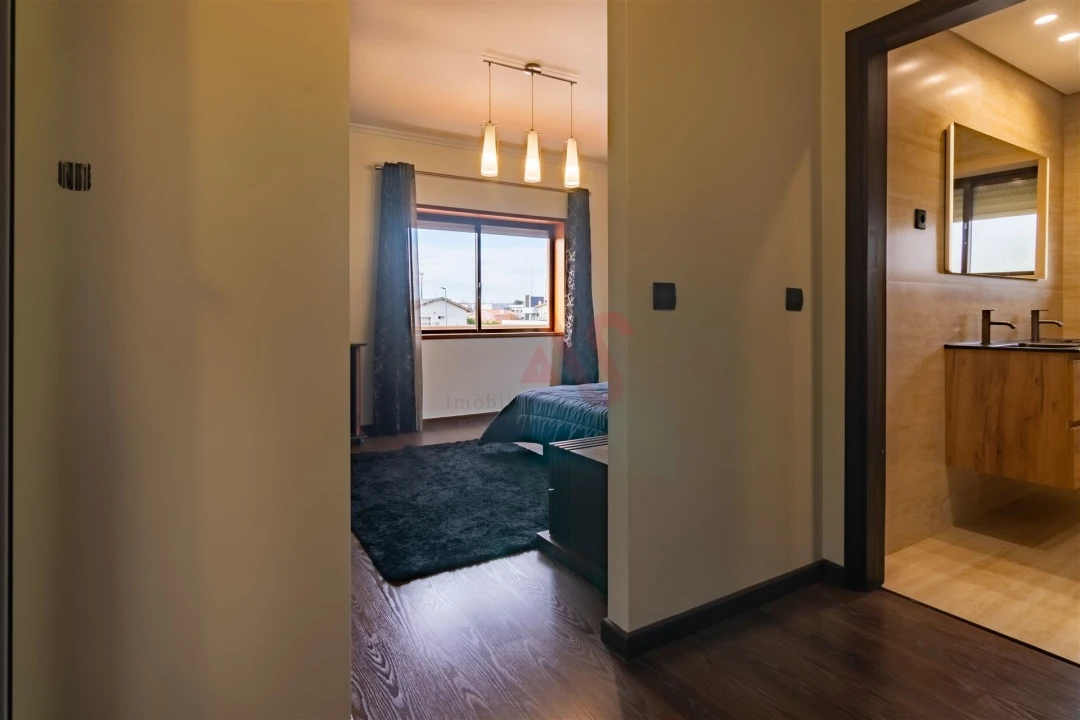 Apartamento T3 para Venda em Vila das Aves Foto 28