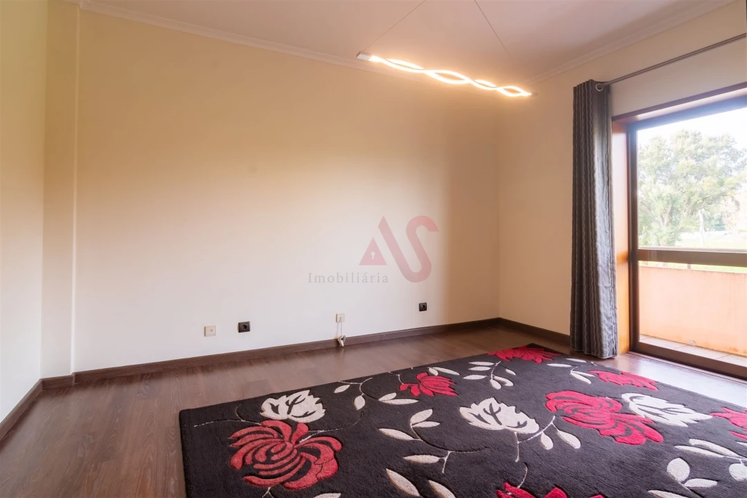 Apartamento T3 para Venda em Vila das Aves Foto 25