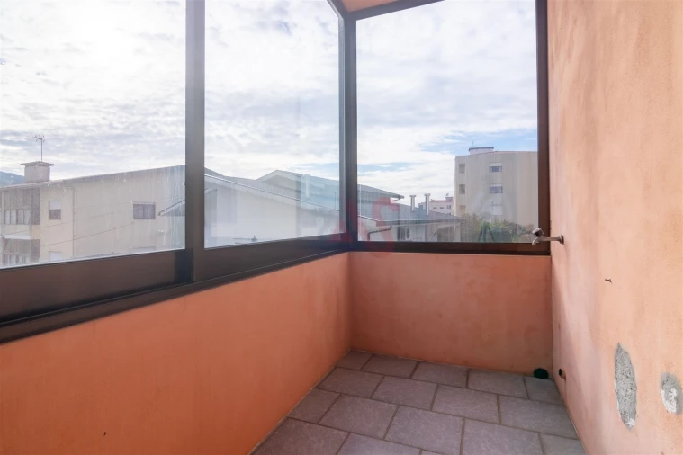Apartamento T3 para Venda em Vila das Aves Foto 12