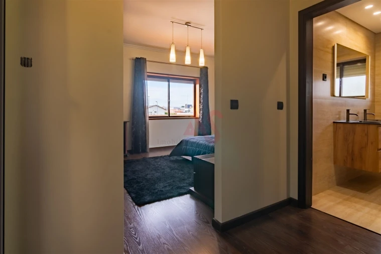 Apartamento T3 para Venda em Vila das Aves Foto 28