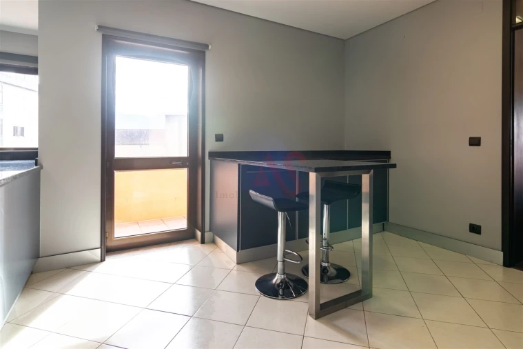 Apartamento T3 para Venda em Vila das Aves Foto 3