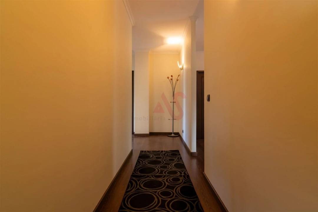 Apartamento T3 para Venda em Vila das Aves Foto 18