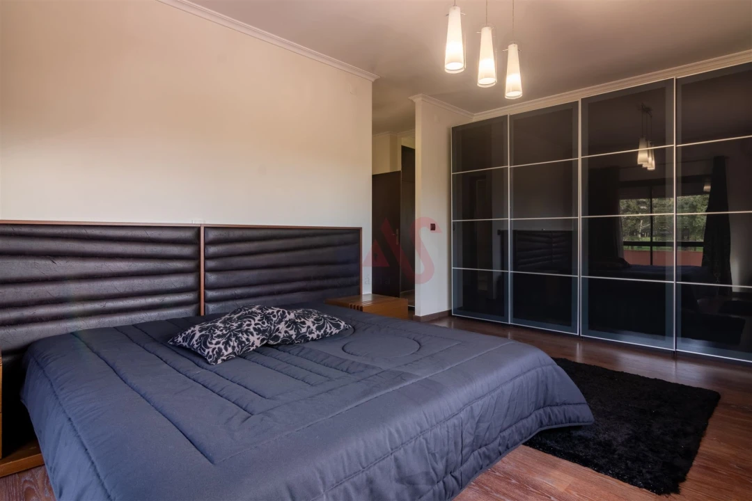 Apartamento T3 para Venda em Vila das Aves Foto 34