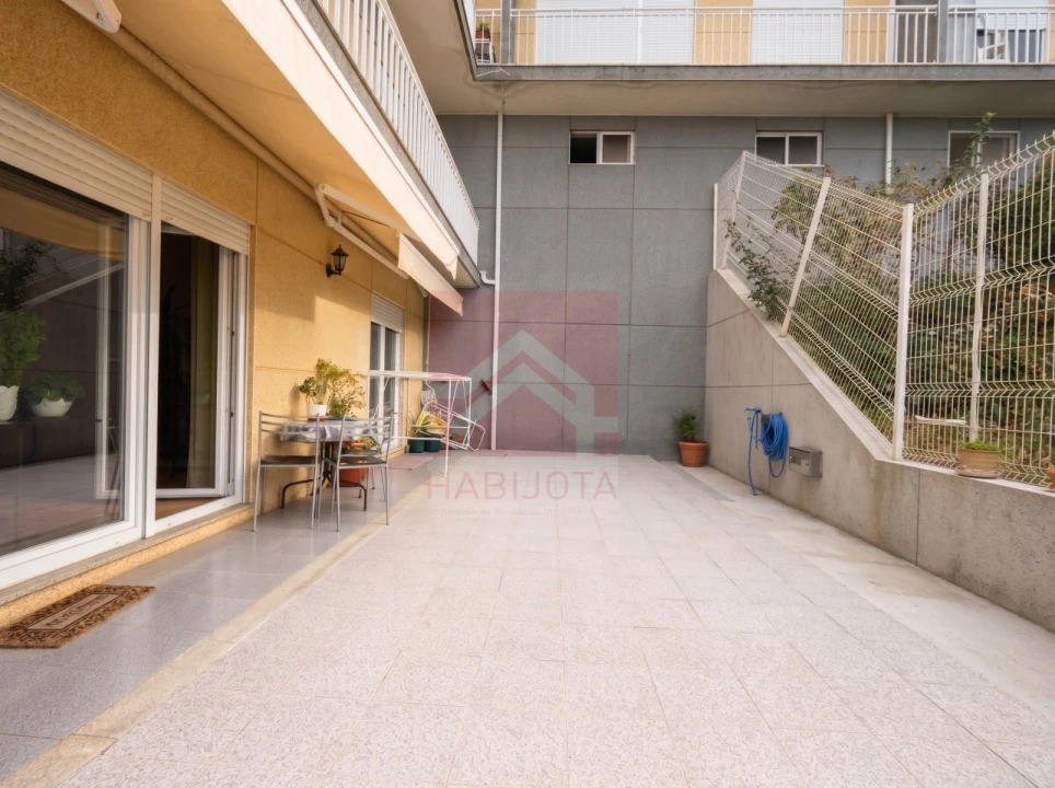 Apartamento T2 para Venda em Souselo Foto 3