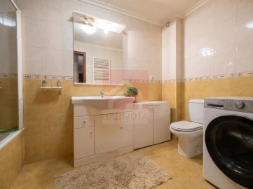 Apartamento T2 para Venda em Souselo