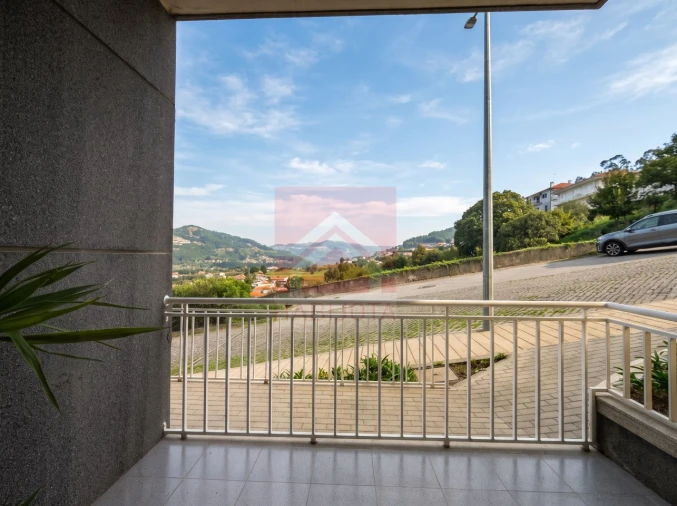 Apartamento T2 para Venda em Souselo Foto 19