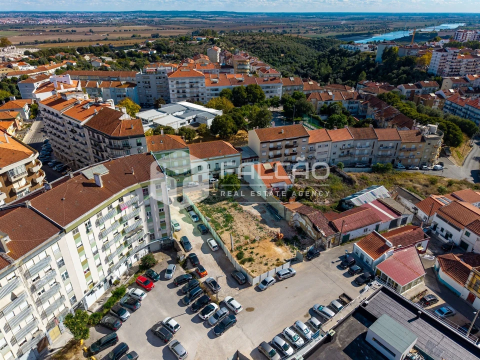 Terreno para Venda em Marvila, Ribeira Santarém, São Salvador, São Nicolau Foto 1