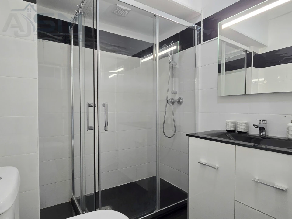 Apartamento T2 para Arrendamento em Carnaxide e Queijas Foto 18