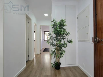Apartamento T2 para Arrendamento em Carnaxide e Queijas