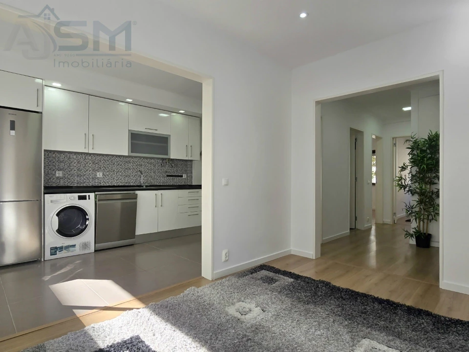 Apartamento T2 para Arrendamento em Carnaxide e Queijas Foto 7