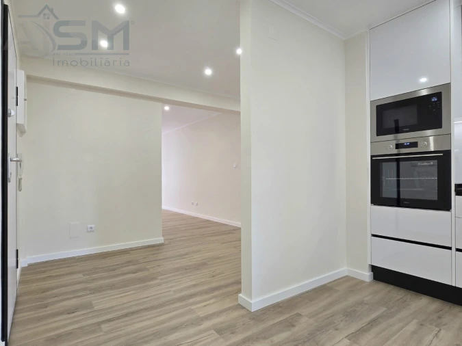 Apartamento T2 para Venda em Massamá e Monte Abraão Foto 26
