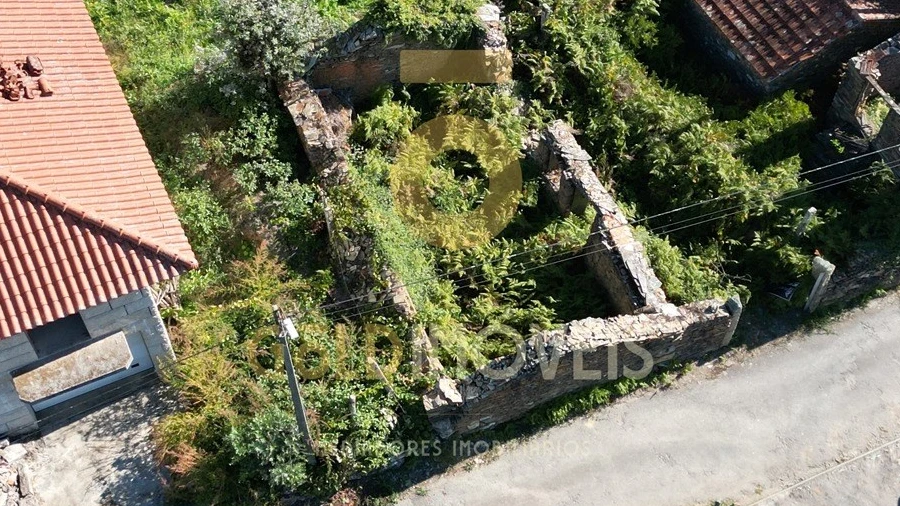 Moradia T0 para Venda em Santa Maria de Sardoura