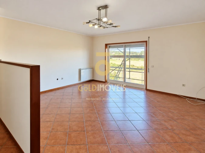 Apartamento T2 para Venda em Meixomil Foto 3