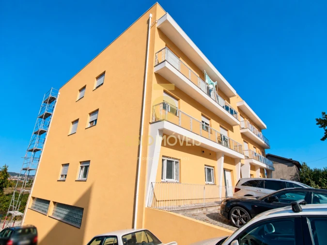 Apartamento T2 para Venda em Meixomil Foto 18