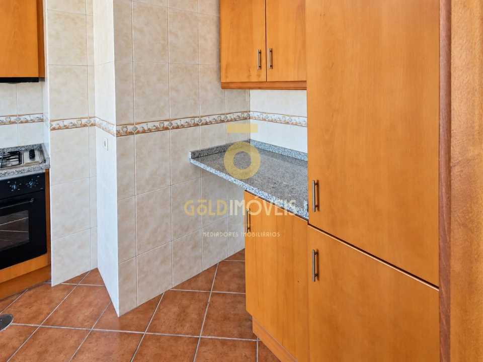 Apartamento T2 para Venda em Meixomil Foto 2