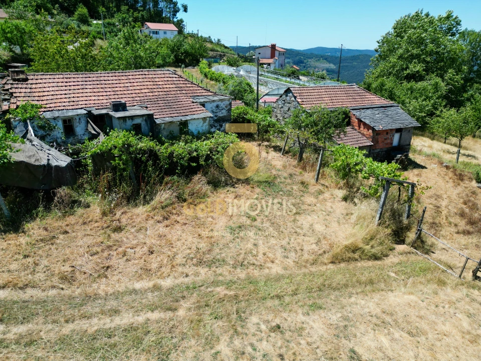 Quinta T4 para Venda em Fornelos Foto 13