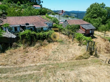 Quinta T4 para Venda em Fornelos