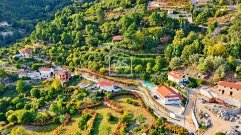 Moradia T5 para Venda em Penhalonga e Paços de Gaiolo