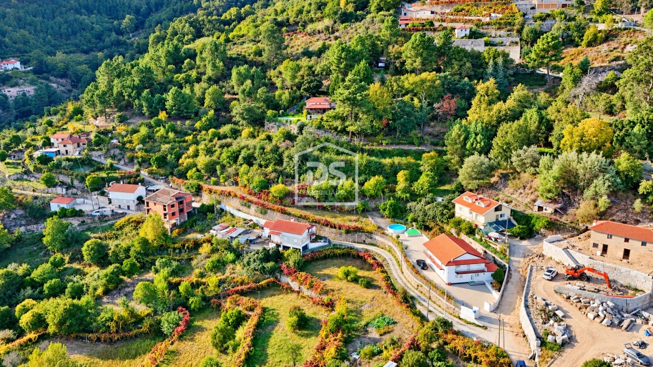 Moradia T5 para Venda em Penhalonga e Paços de Gaiolo Foto 44