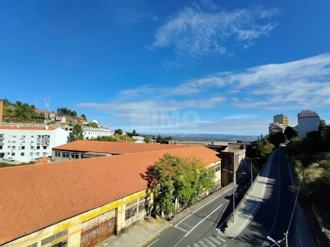 Apartamento T0 para Venda em Covilhã e Canhoso Foto 11