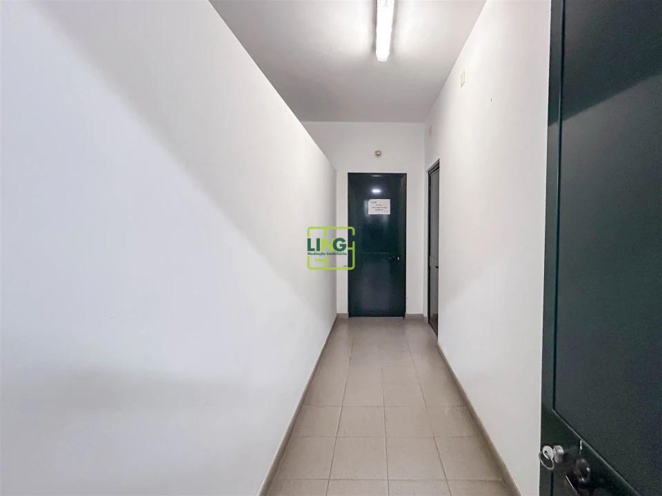 Armazém para Arrendamento em Castelo Branco Foto 11