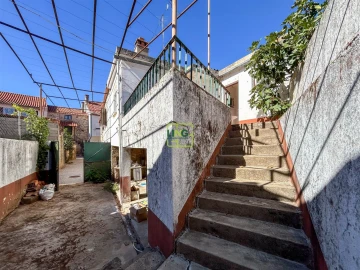 Moradia T2 para Venda em Aranhas