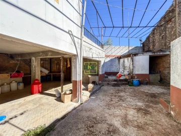 Moradia T2 para Venda em Aranhas